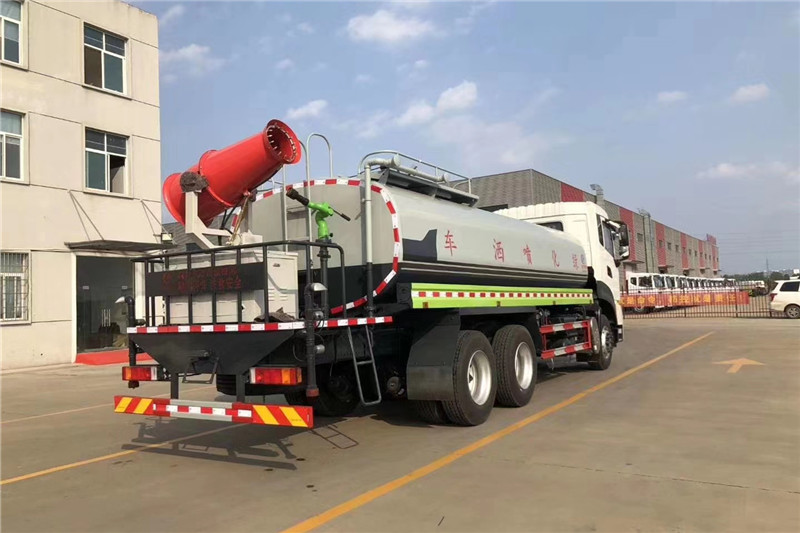 東風(fēng)天龍后八輪20噸噴霧車(chē),國(guó)六綠化噴灑車(chē)