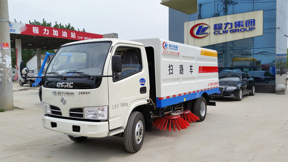 不上牌東風(fēng)福瑞卡掃路車