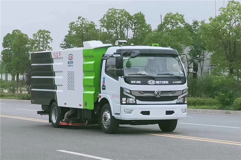 東風大多利卡吸塵車