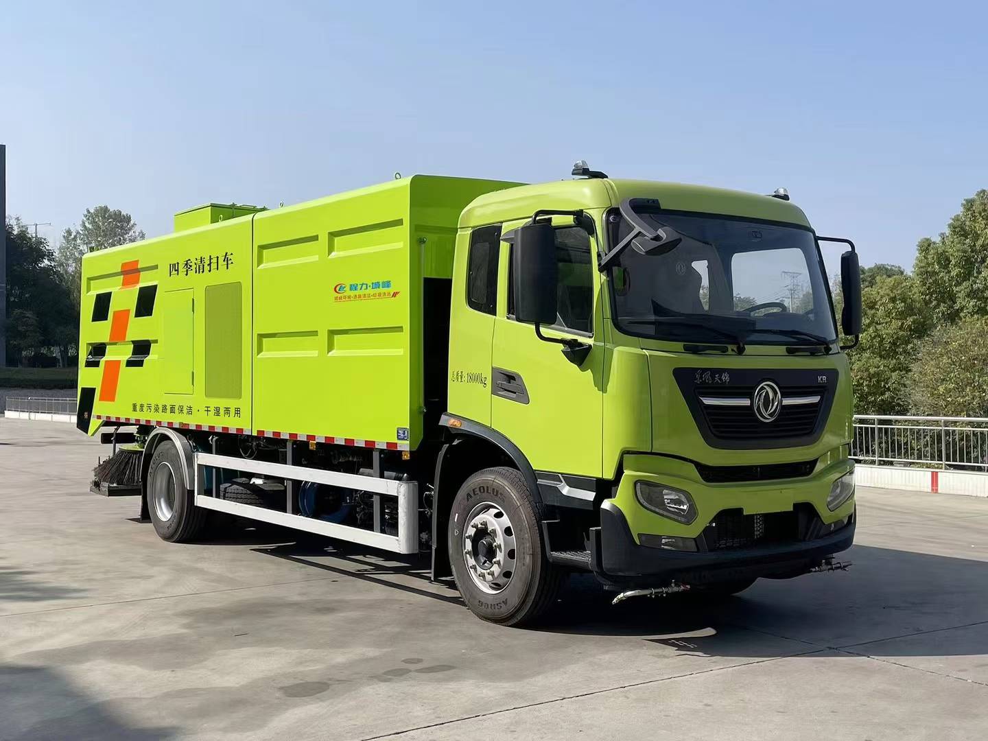 東風天錦18T純電動重污染四季清掃車